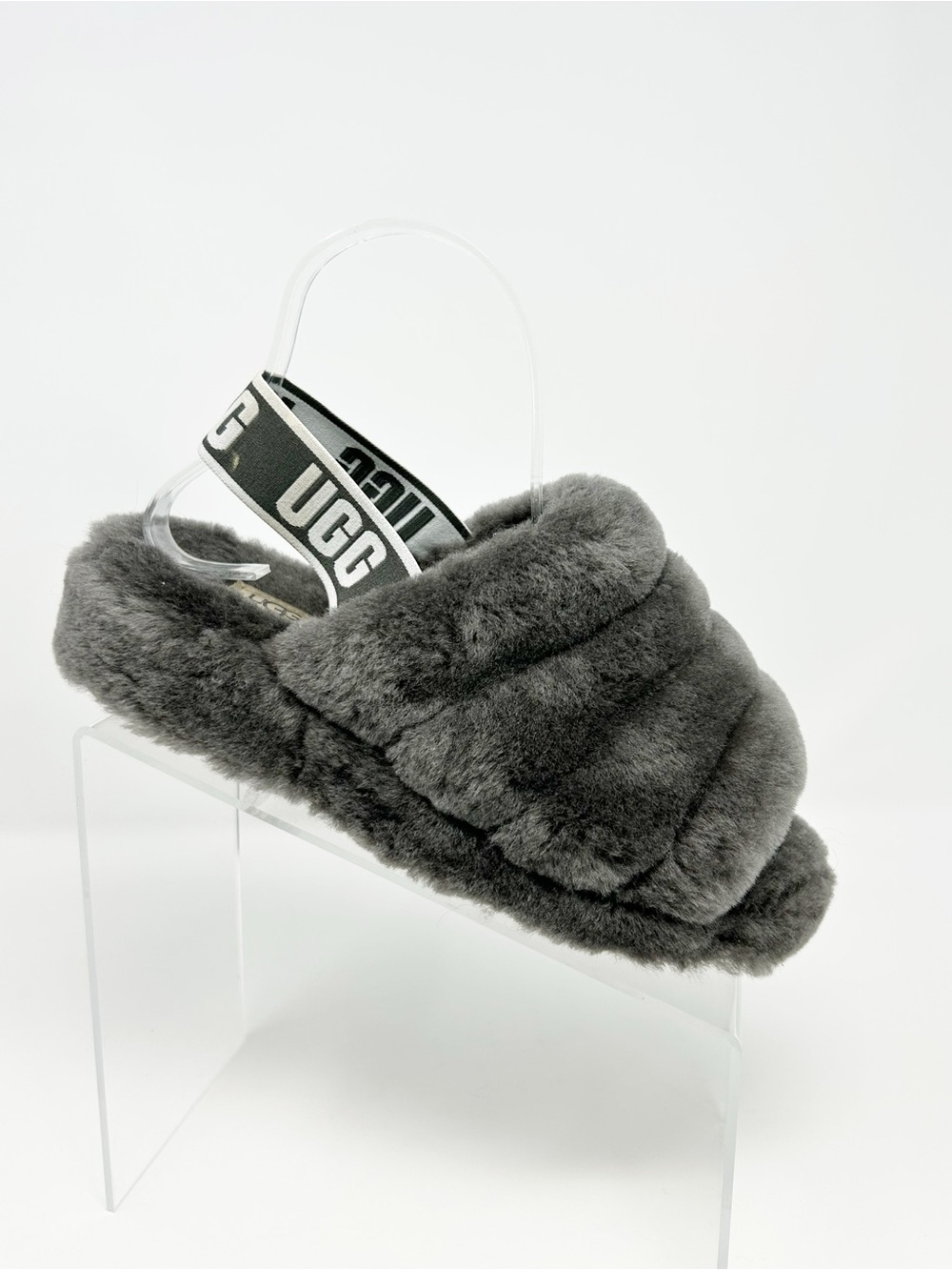 UGG Fluff Yeah Slide Slippers Womens Gray Logo Strap Open Toe Cozy Size 7